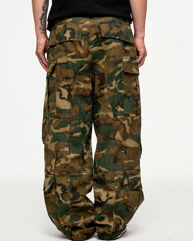 Tung Sung Camouflage Multi-Pocket Utility Pants – Trendy Outdoor Essential - Tung Sung